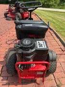 SNAPPER SR928 28” RIDING MOWER (10 HP BRIGGS & STRATTON)