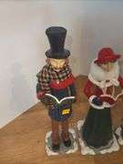 4 Christmas Caroling Figures