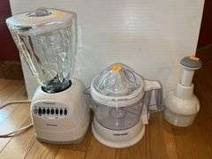 Osterizer GLASS Blender, Black and Decker Juicer, The Pampered Chef Chopper