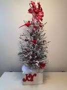 WHITE BOX CHRISTMAS CARDINAL WITH PRE-LIT TREE