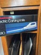ELECTRIC KNIFE, FOOD CHOPPER, COOKIE SHEET PANS, COOLING RACKS