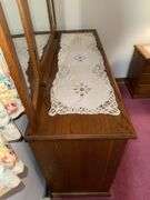 NUT TREE FURNITURE SOLID AMISH BUILT BEDROOM SET WITH QUEEN BED (INCLUDE. MATTRESS, BOX SPRING AND B