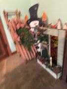 ASSORTMENT OF CHRISTMAS DECORATIONS
