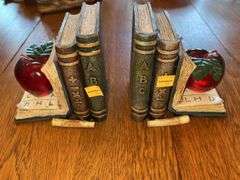 Apple Book Bookends