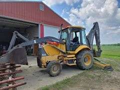 Volvo BL60 Backhoe Loader with extend-hoe