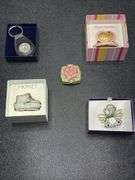 ASSORTED BROOCH, MONET BLUE ENAMELED SHOE TRINKET,  MONET PINK FLOWER ENAMELED LITTLE TRINKET/PILL B