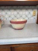 LONGABERGER POTTERY PITCHER AND BOWL SET WITH CORNER SHELF