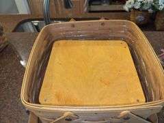 Longaberger Apple Picnic Basket