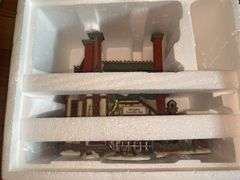 Department 56 “Abington Lockside Inn”