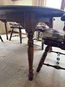WALTER OF WABASH SOLID MAPLE DINING TABLE WITH 2 LEAVES AND 8 MATCHING CHAIRS