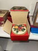CONTENTS OF SHELVING PICTURED