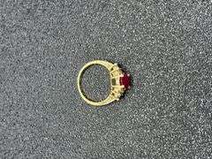 RUBY AND DIAMOND 14K GOLD RING @ 4 GRAMS