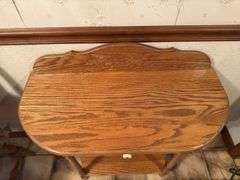 SOLID OAK HALL TABLE 15” x 31”