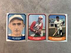 (18) Baseball Legends Baseball Cards