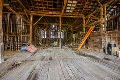Home & Outbuildings, 5 Acres, 419 ft frontage