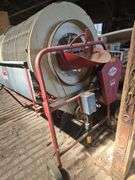 Hi-Cap 40 Grain cleaner w/ auger