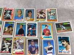 Topps Baseball Cards