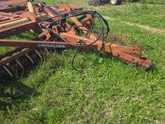 Krause 2889 9-shank chisel plow w/ leveling harrow
