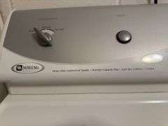 MAYTAG ELECTRIC DRYER GREAT CONDITION