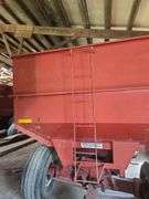 M & W Little Red Wagon grain cart