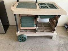 Suncast Plastic Potting Bench
