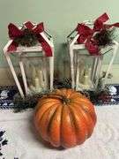 BATTERY CANDLE LANTERNS AND PUMPKIN