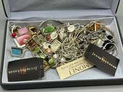 VARIETY OF BEADED NECKLACES, BRACELETS, EARRINGS