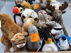 VARIETY OF BEANIE BABIES WITH TAGS