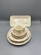 PFALTZGRAFF DINNERWARE SET