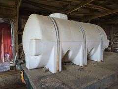 wagon with poly sprayer tank- 8'x14'