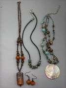 VARIETY OF BEADED AND TURQUOISE NECKLACES AND PAIR OF MATCHING EARRINGS