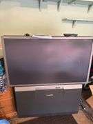 LARGE VINTAGE PANASONIC CINEMA VISION HDTV PROJECTION MONITOR