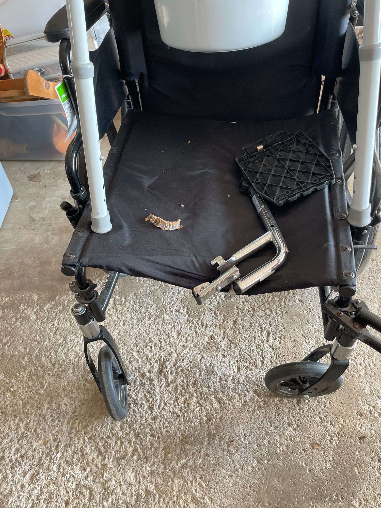 WHEELCHAIR AND PORTABLE TOILET