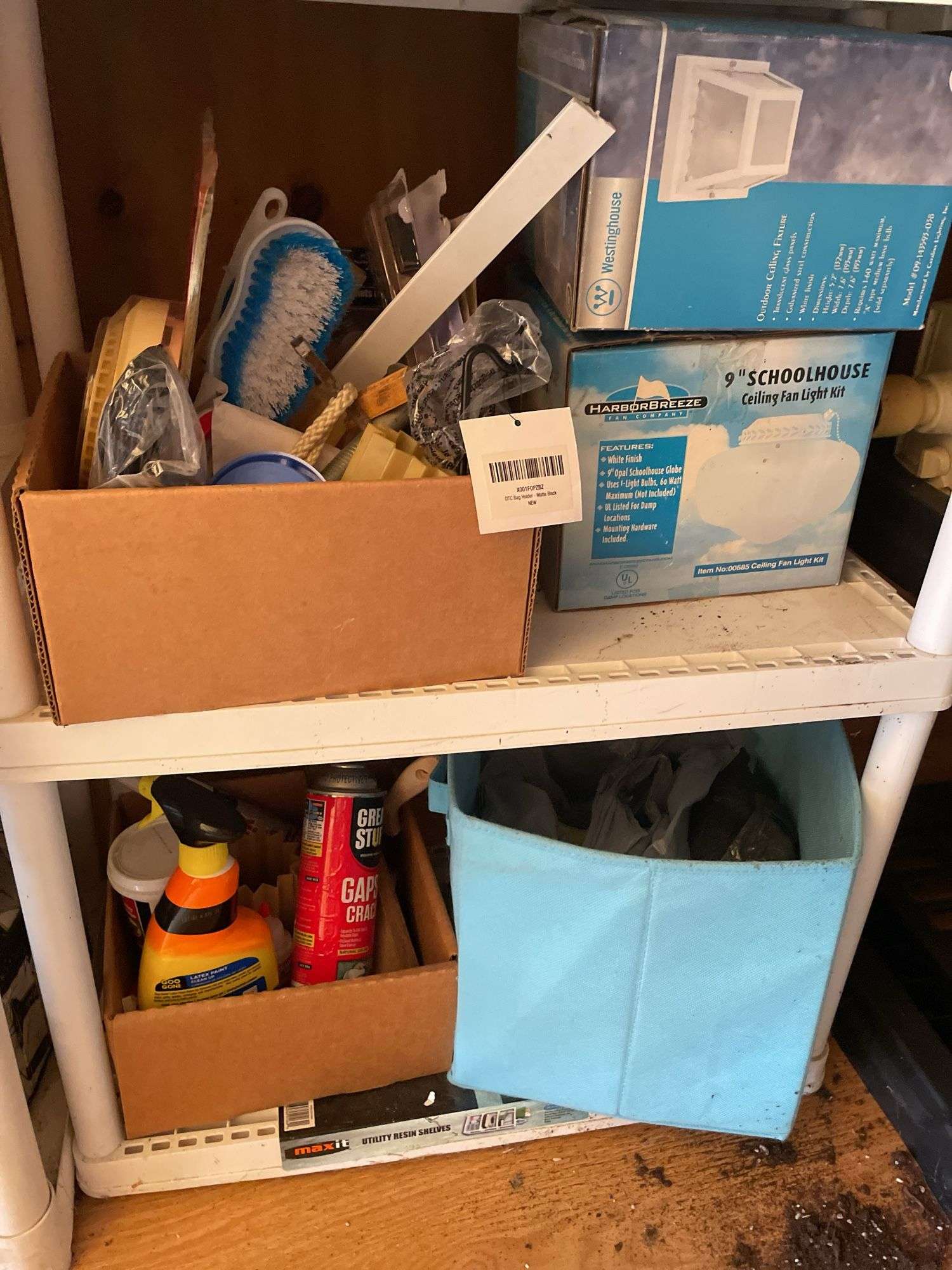 PLASTIC SHELF AND ALL CONTENTS PICTURED