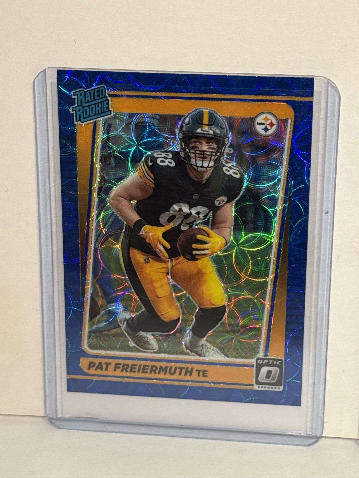 2021 Donruss Optic Rated Rookie Pat Freiermuth Blue Hyper Short Print Parallel RC, 2024 Panini Prizm