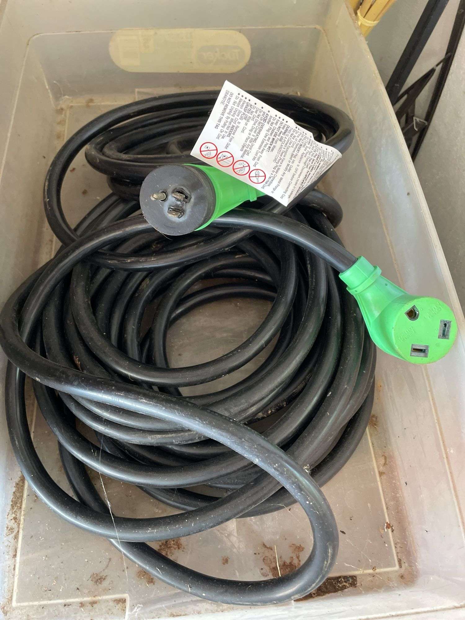 APPLIANCE EXTENSION CORD