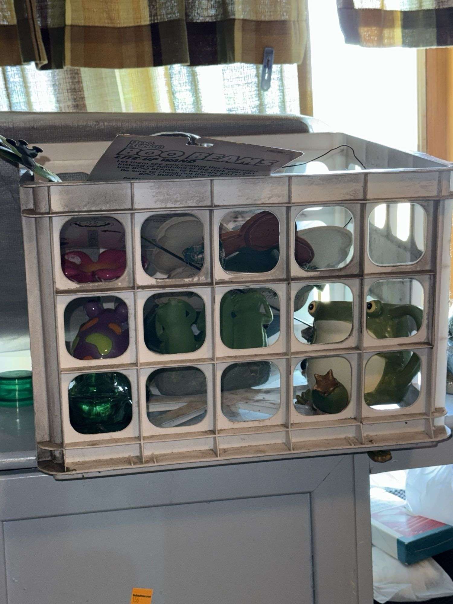 HUGE LOT INCL. TWIN BED, BASKETS, WALKER, HOME DECOR AND MORE