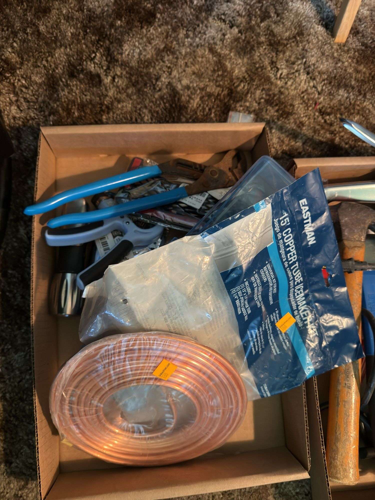 VARIETY OF HAND TOOLS