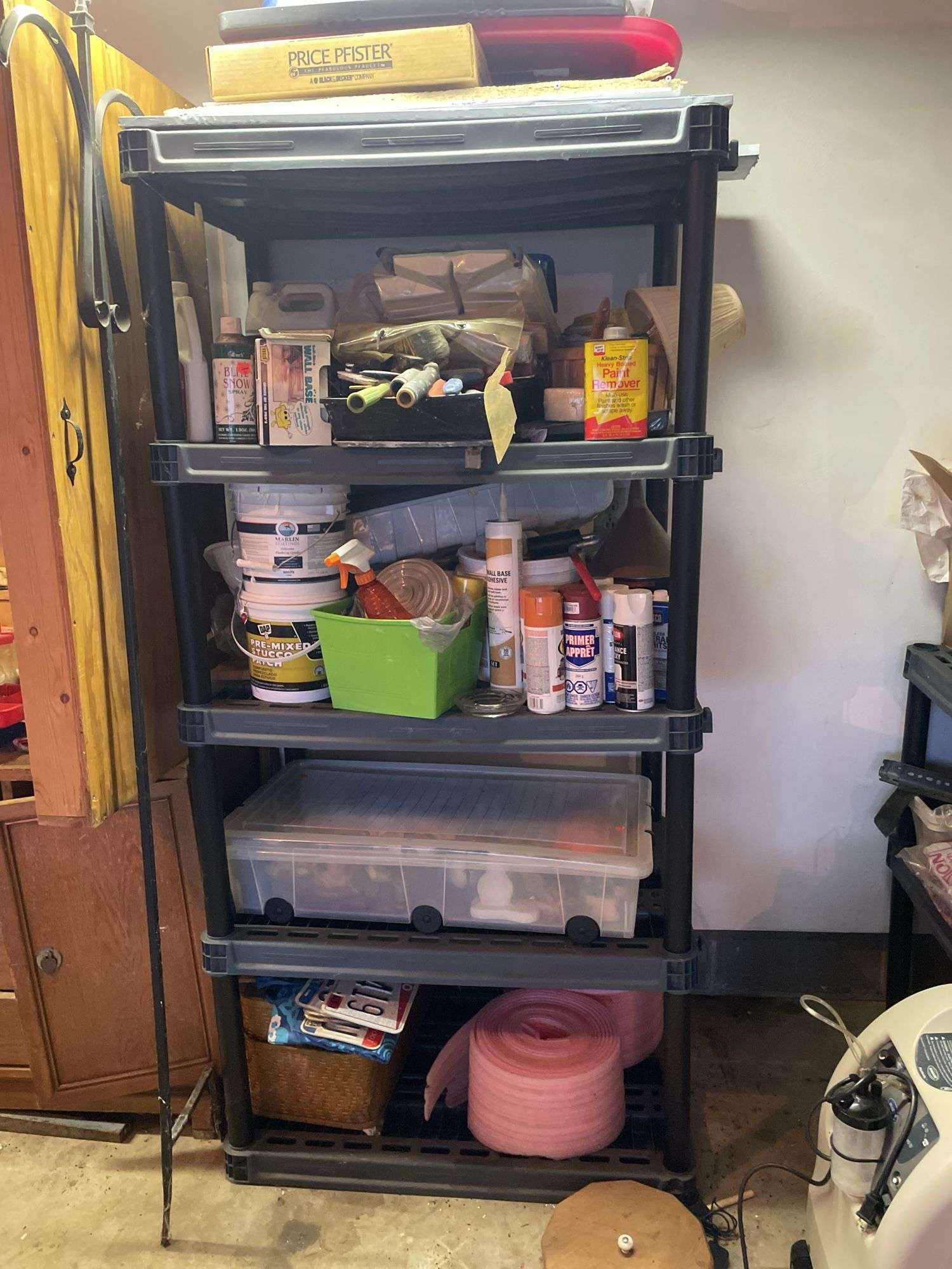 SHELF AND ITS CONTENTS (PICTURED)