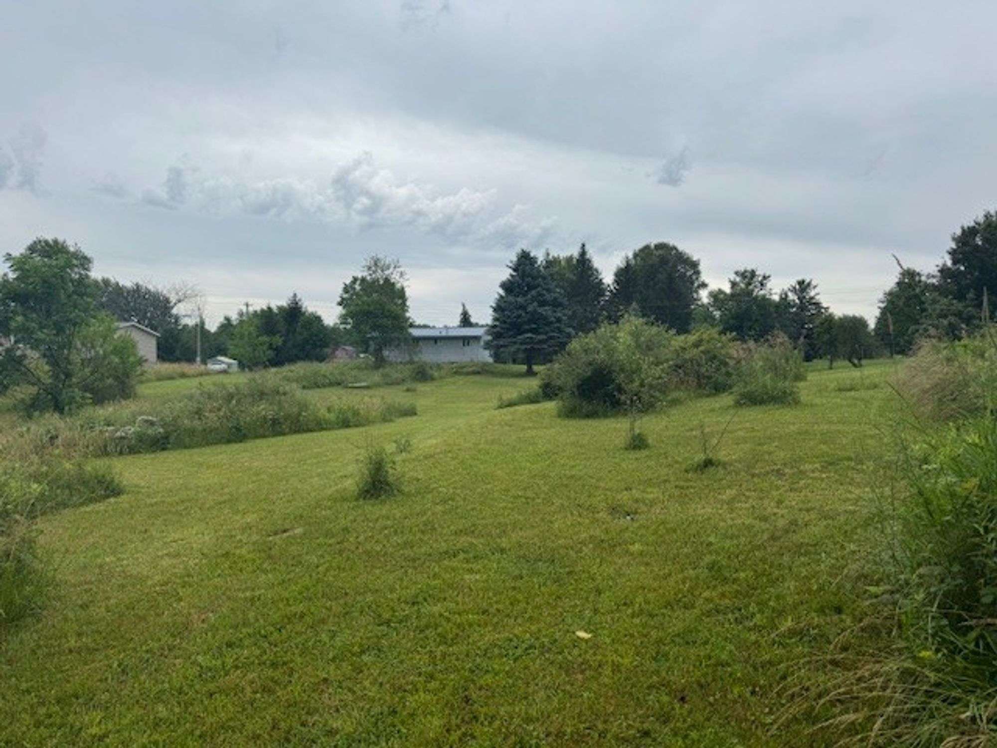 3 Bedroom Investment Home on 1.2 Acres