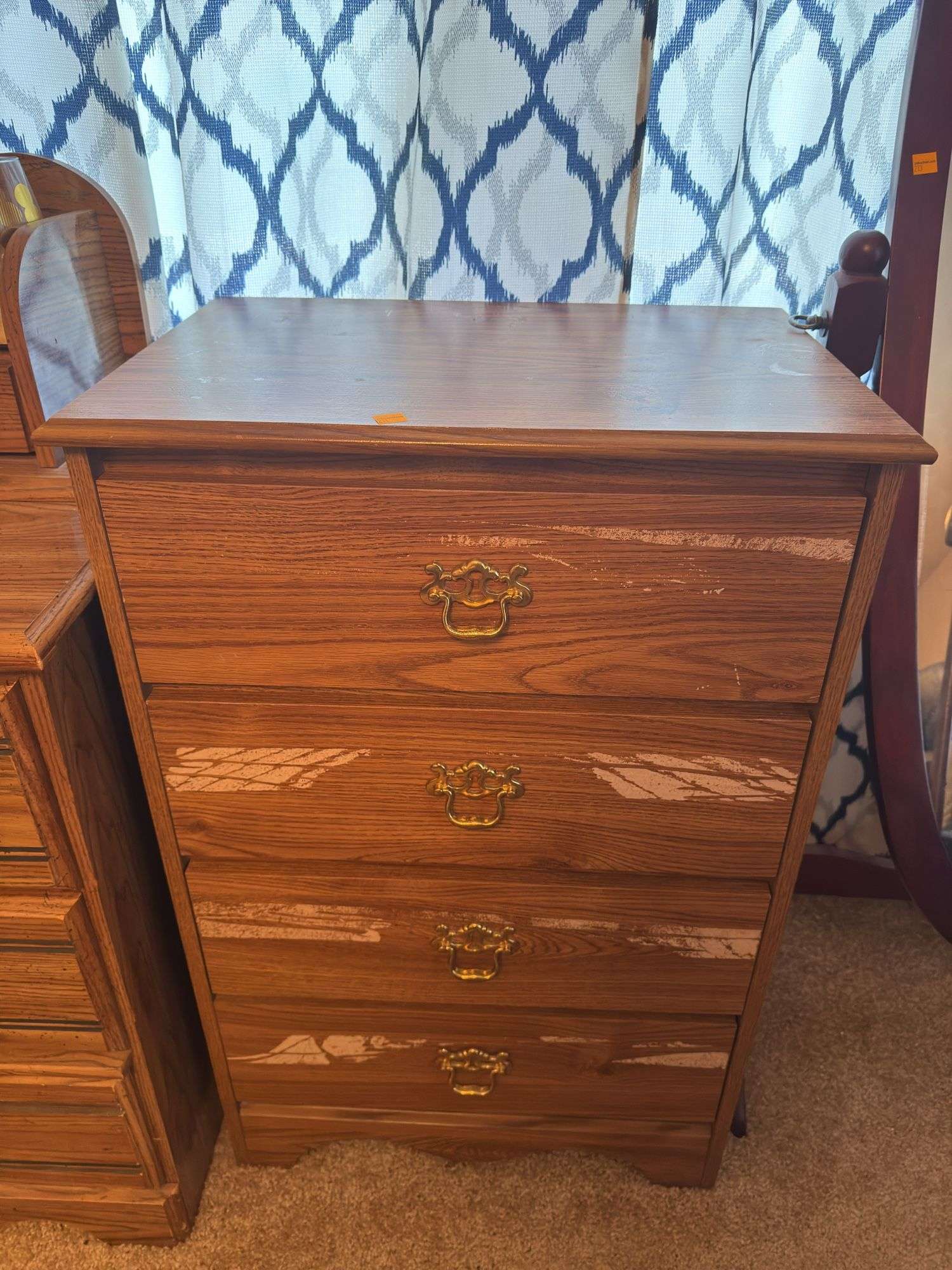 DRESSER AND CHEST OF DRAWERS