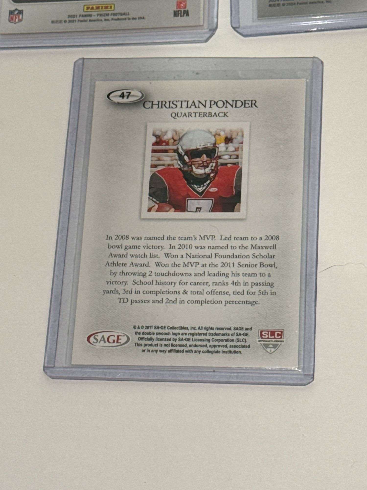 (11) Various NFL/NCAAF Sports Cards