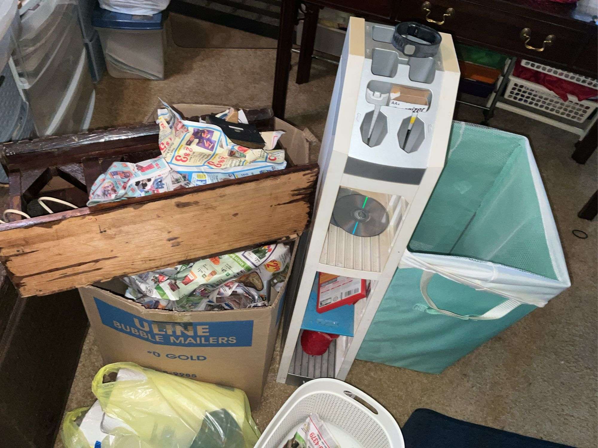 CHEST AND VARIETY OF SEWING SUPPLIES