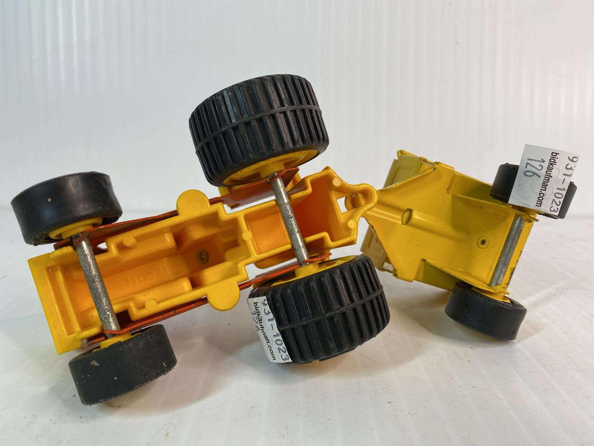 1970s Tonka Lawn Tractor & Trailer