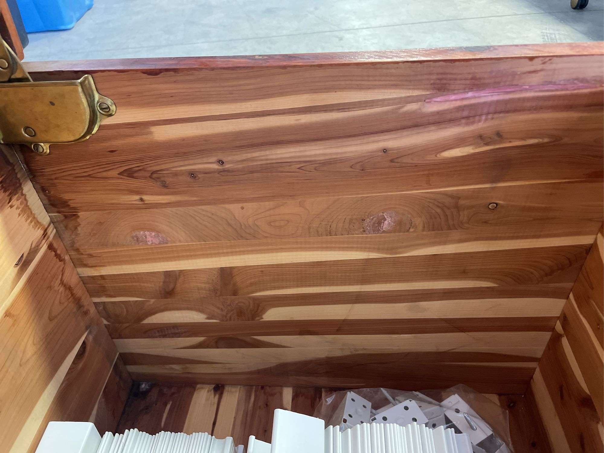 Cedar chest and (10) white faux wood blinds - 34.5" wide