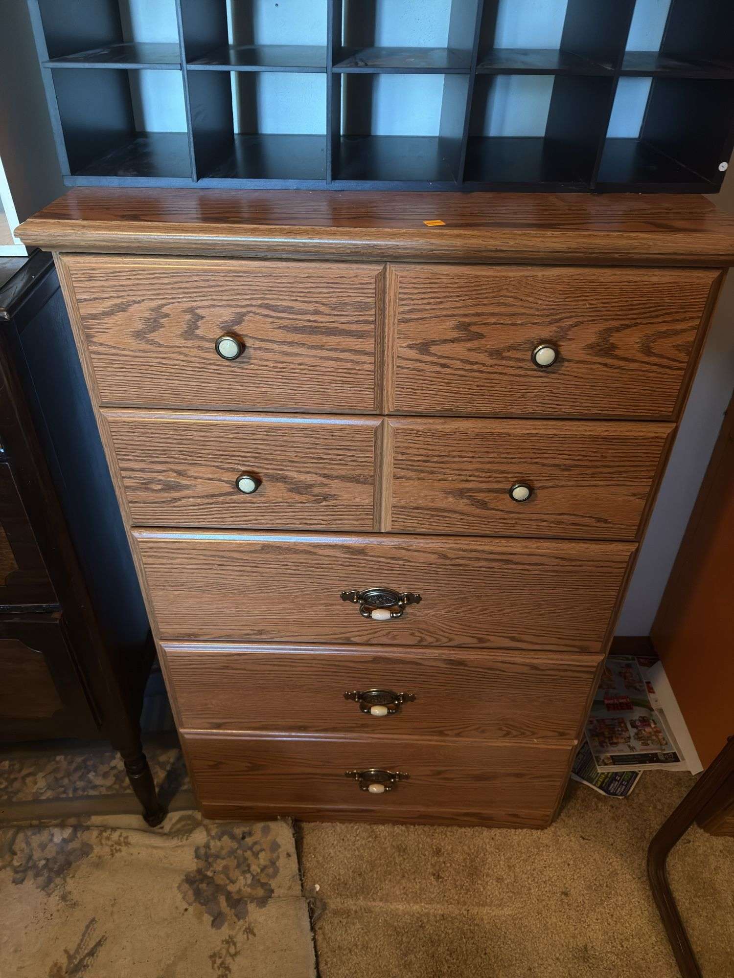 CHEST OF DRAWER AND MIRROR