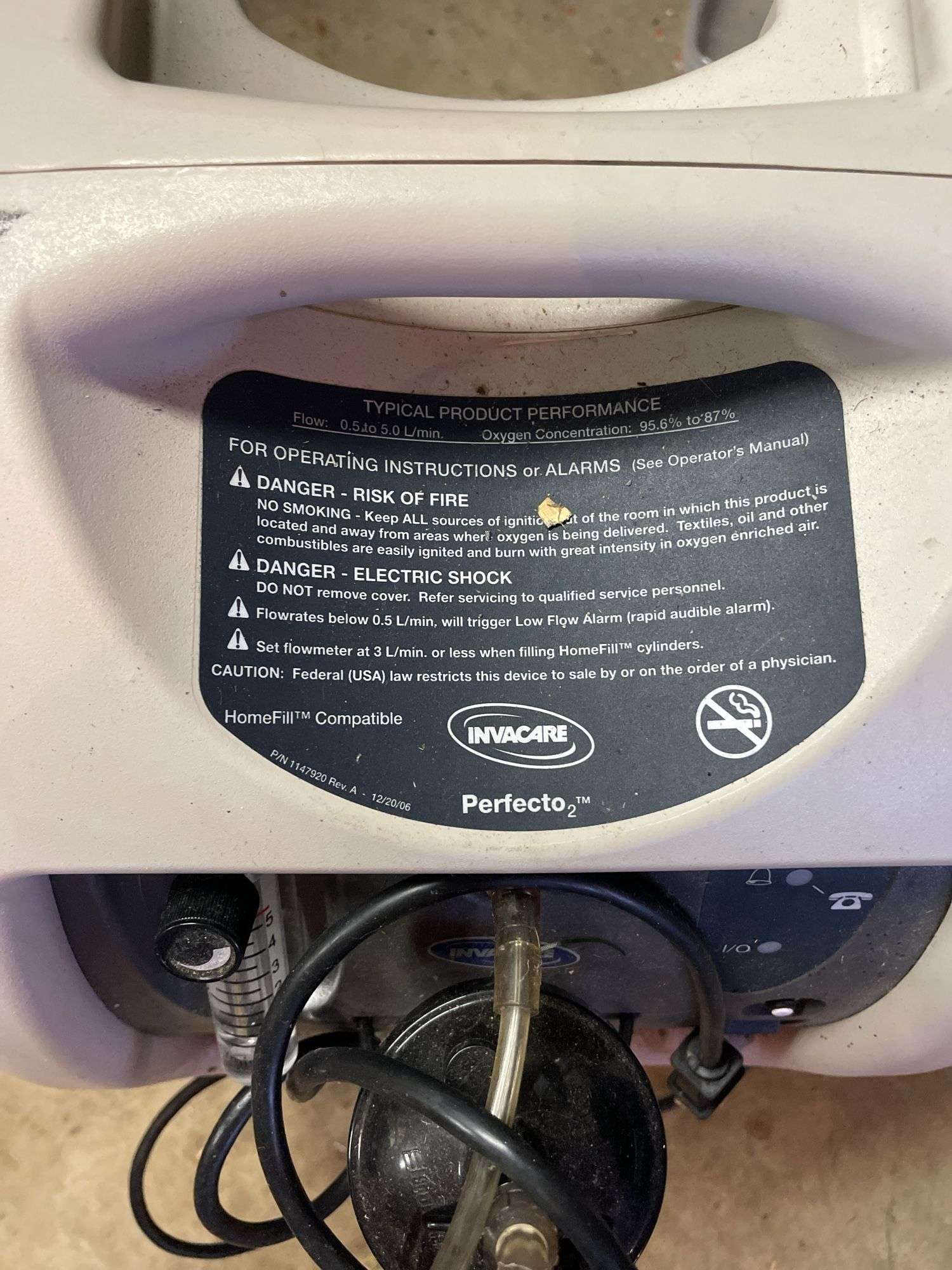 INVACARE PERFECTO-2 OXYGEN CONCENTRATOR
