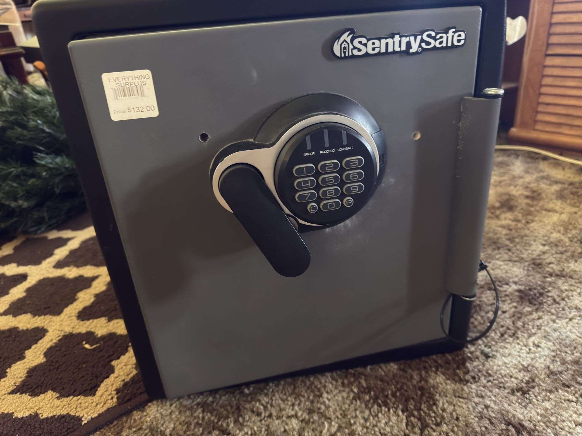SENTRY SAFE WITH DIGITAL COMBINATION