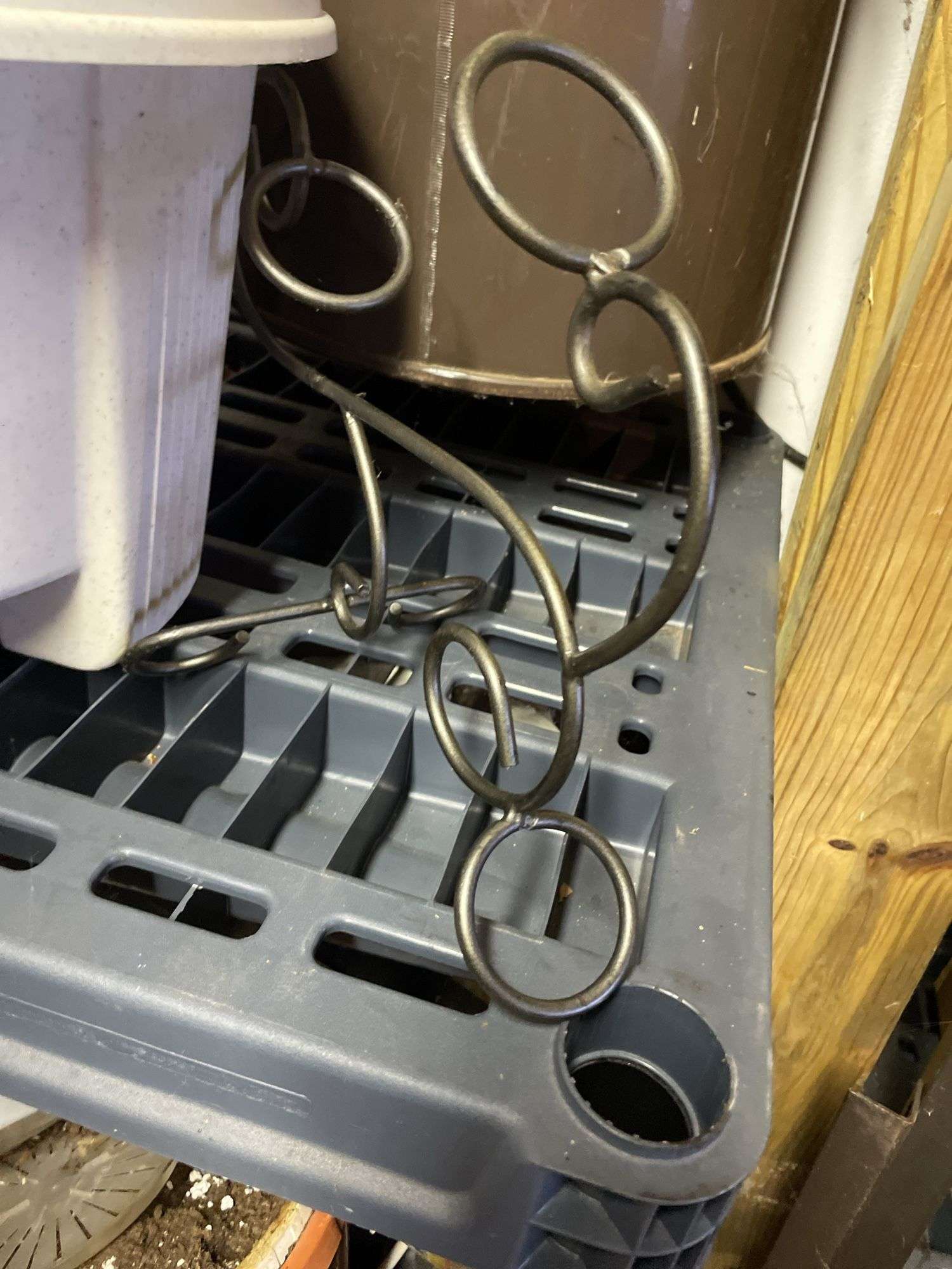 SHELF AND ITS CONTENTS (PICTURED)