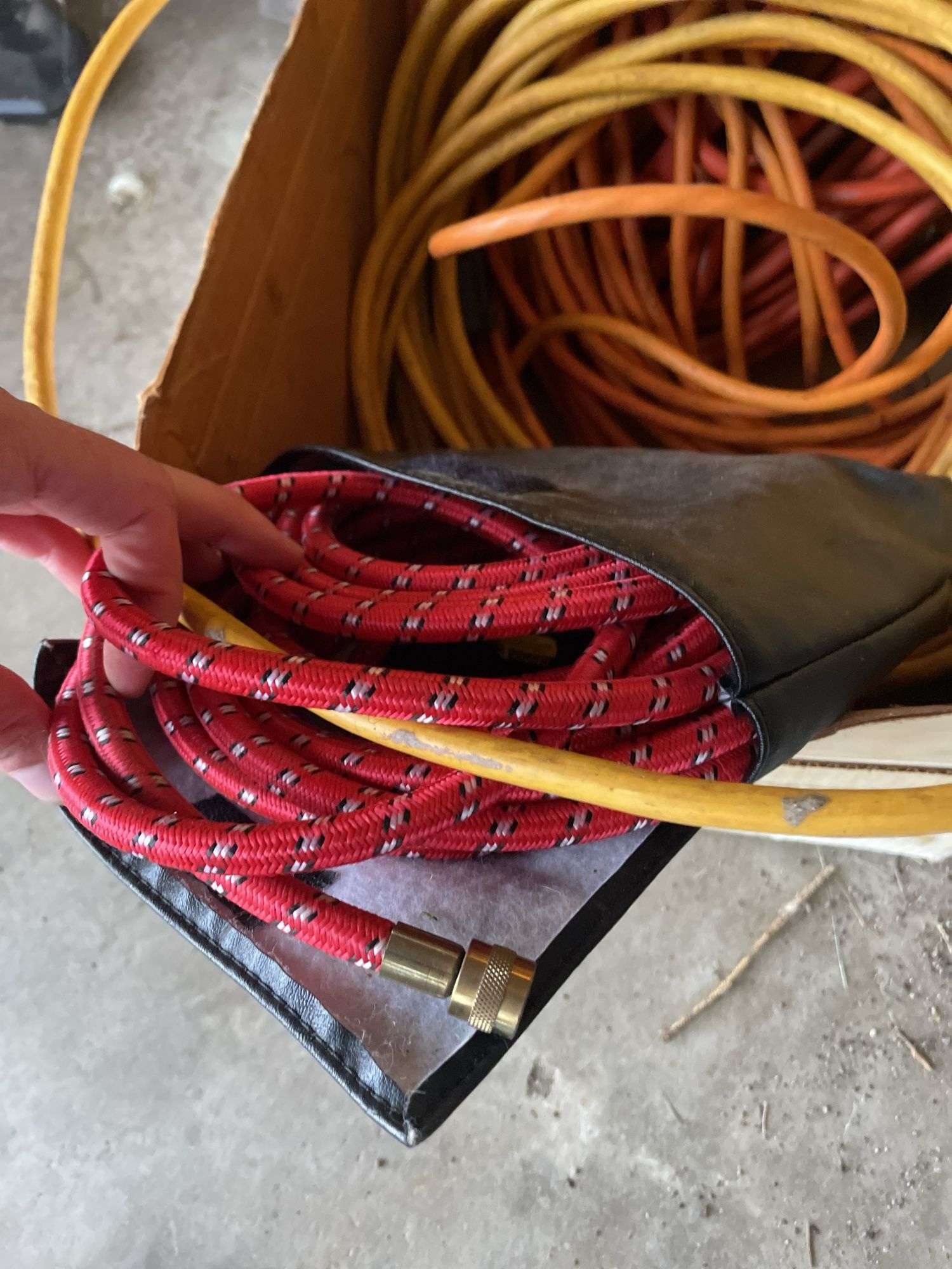 VARIETY OF EXTENSION CORDS